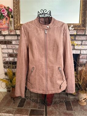 Sebby Collection Women’s Dusty Pink faux leather moto jacket size Small